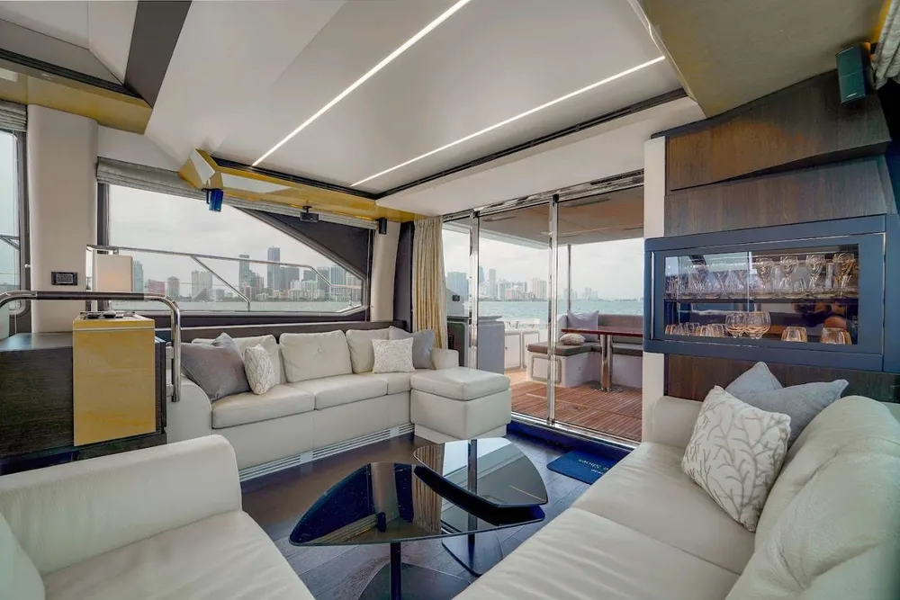 yacht-566989