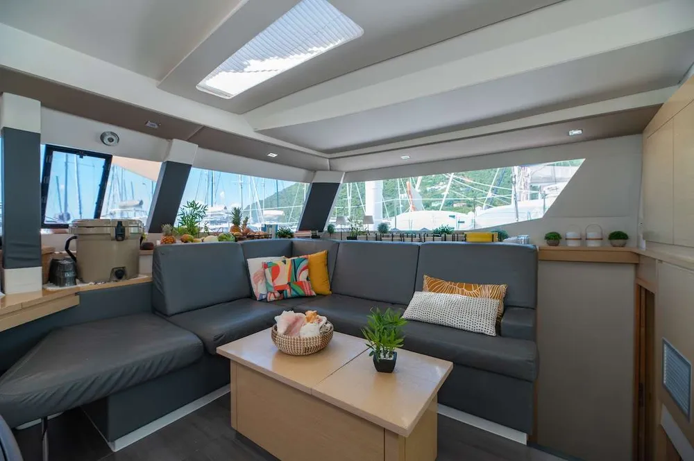 yacht-574168