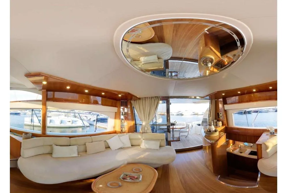 yacht-581758