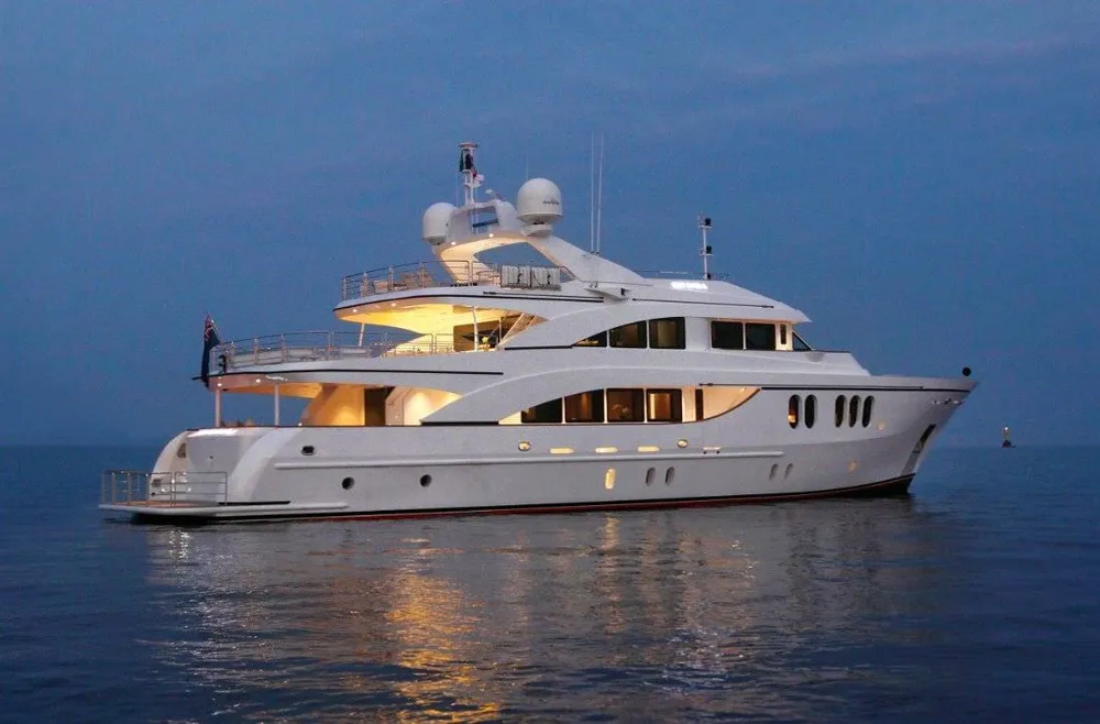 yacht-571142