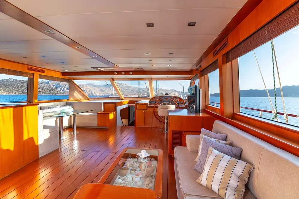 yacht-598318