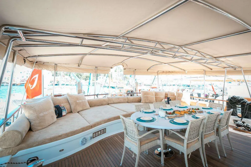 yacht-597700