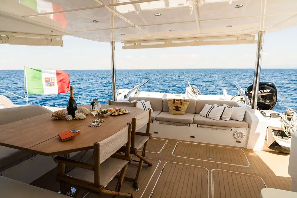 yacht-581129