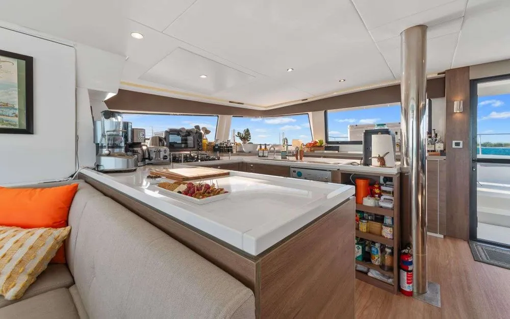 yacht-557374