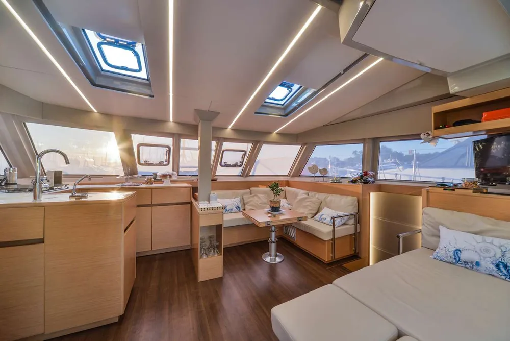 yacht-580515