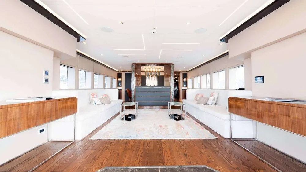 yacht-568677