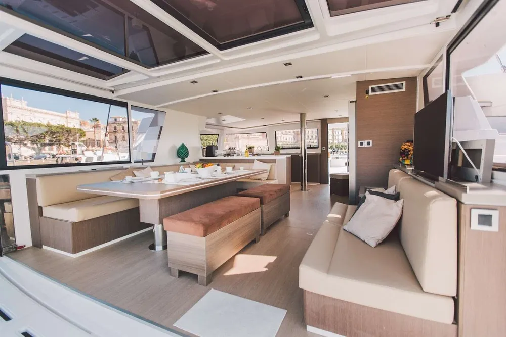 yacht-578606