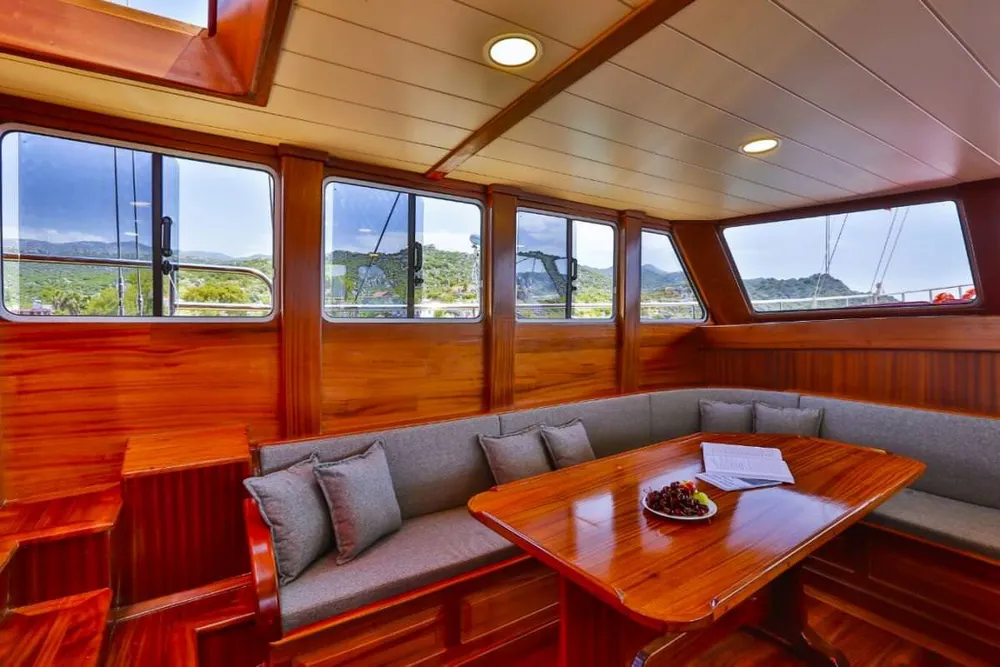 yacht-569975