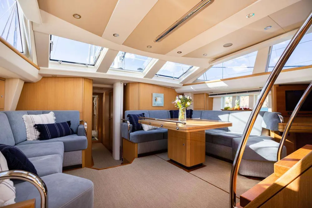 yacht-550360