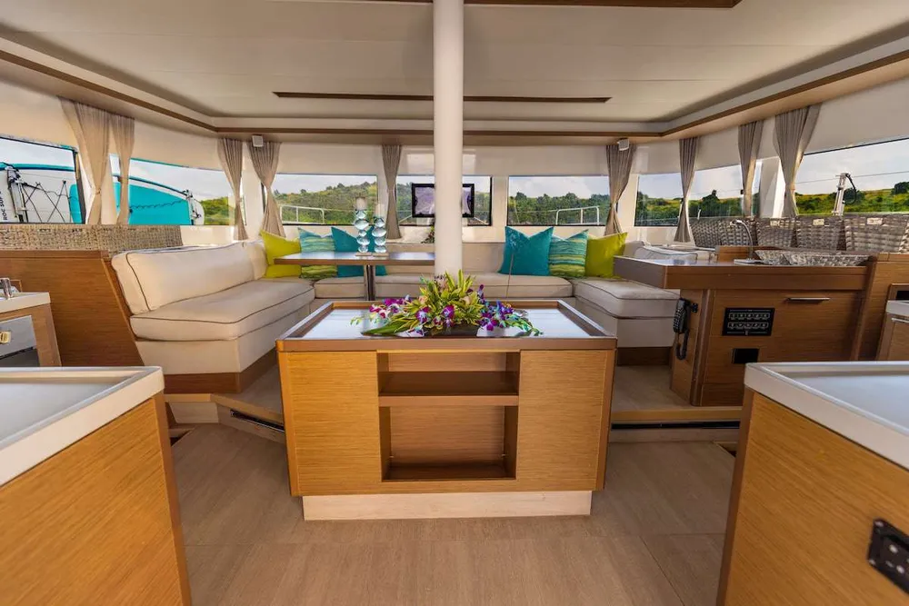yacht-591029