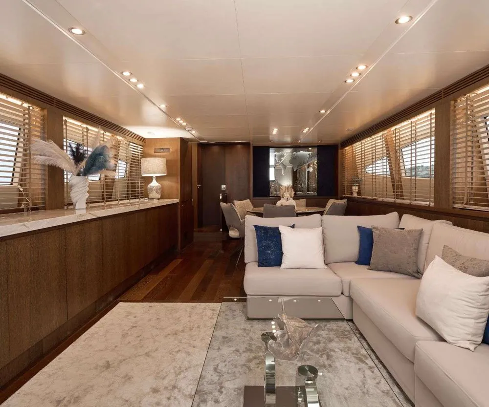 yacht-571182