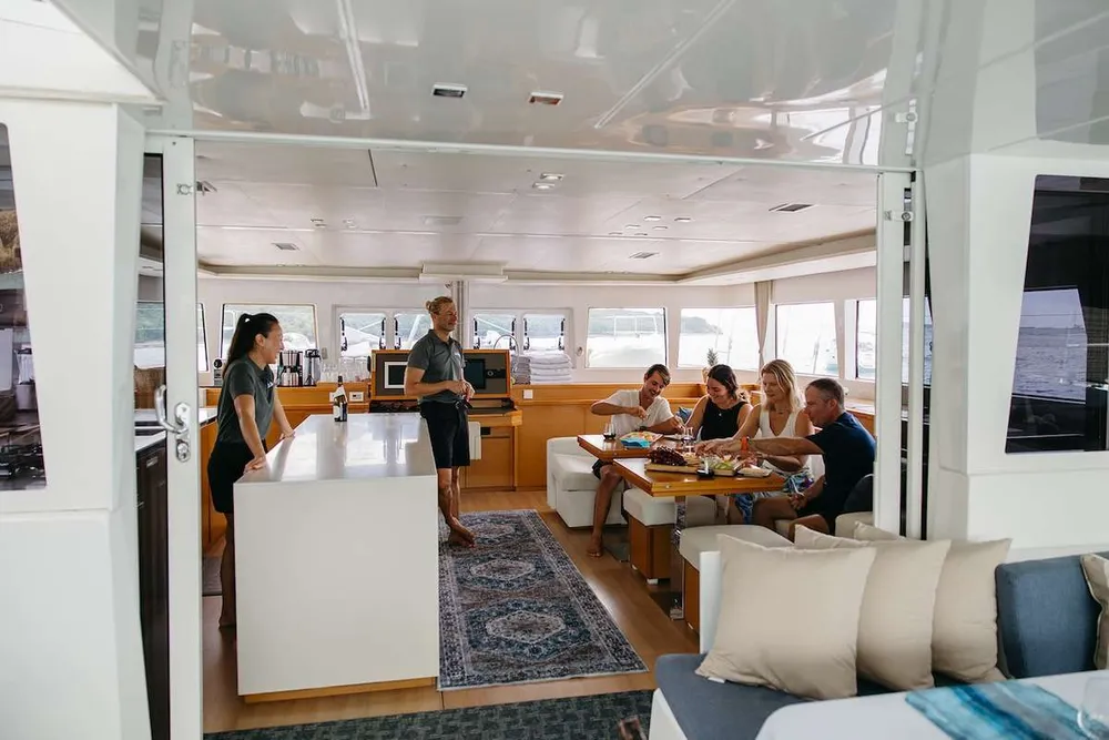 yacht-582573