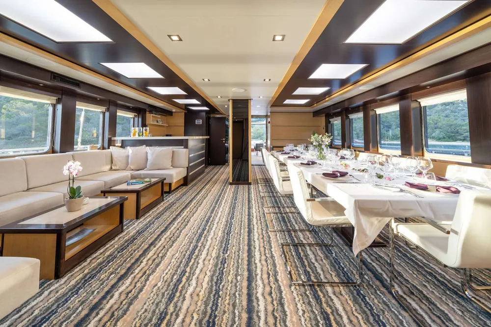 yacht-598823