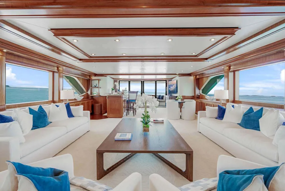 yacht-592413