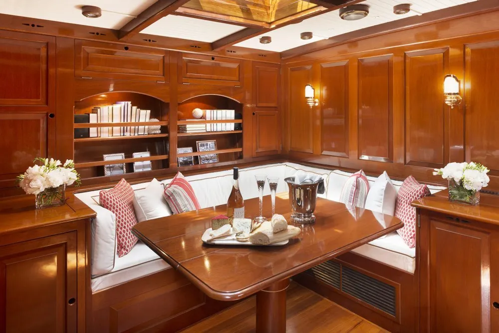 yacht-562944