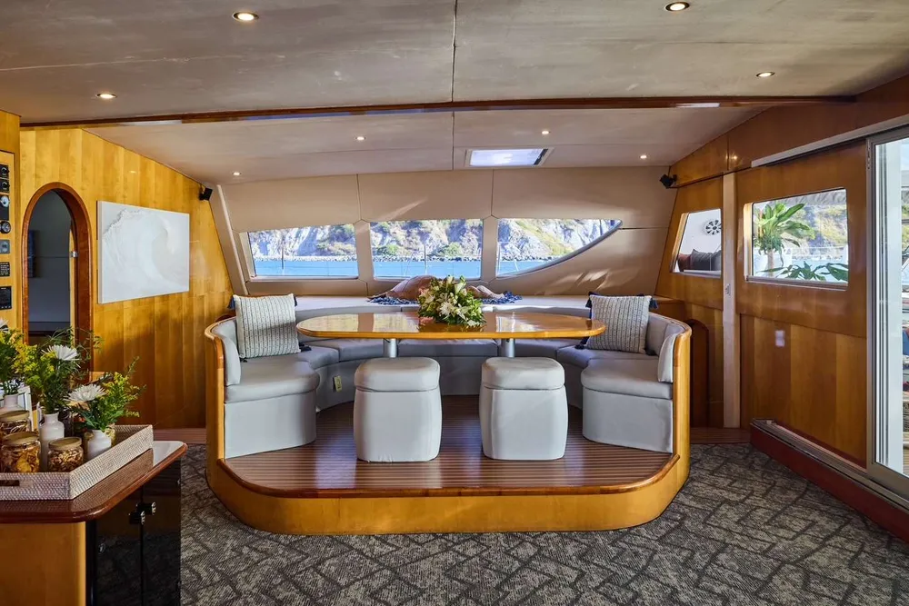 yacht-568597