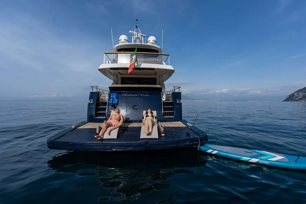 yacht-563426