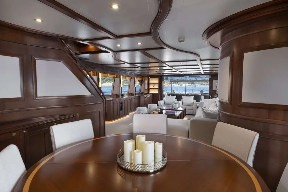 yacht-550752