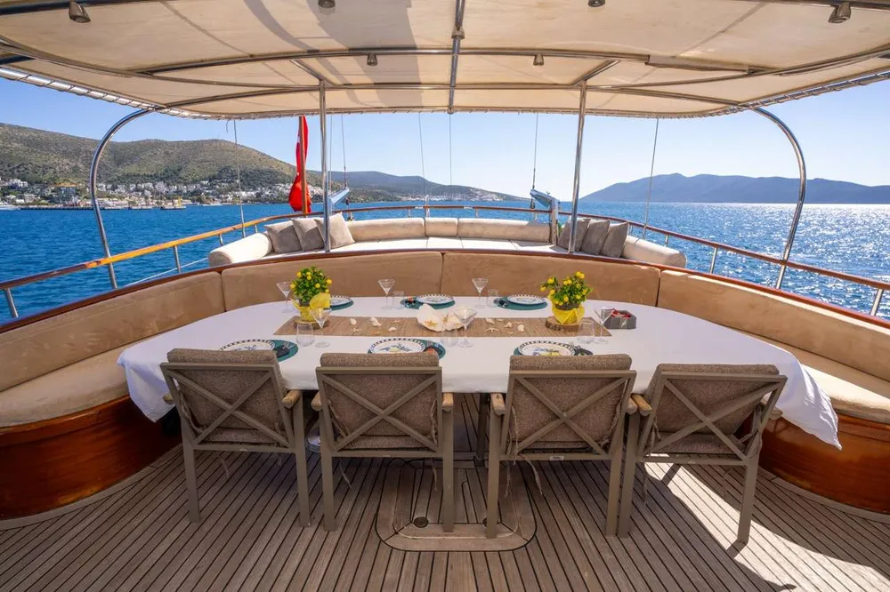yacht-598847