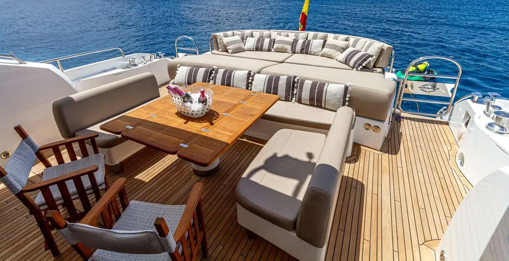 yacht-595947