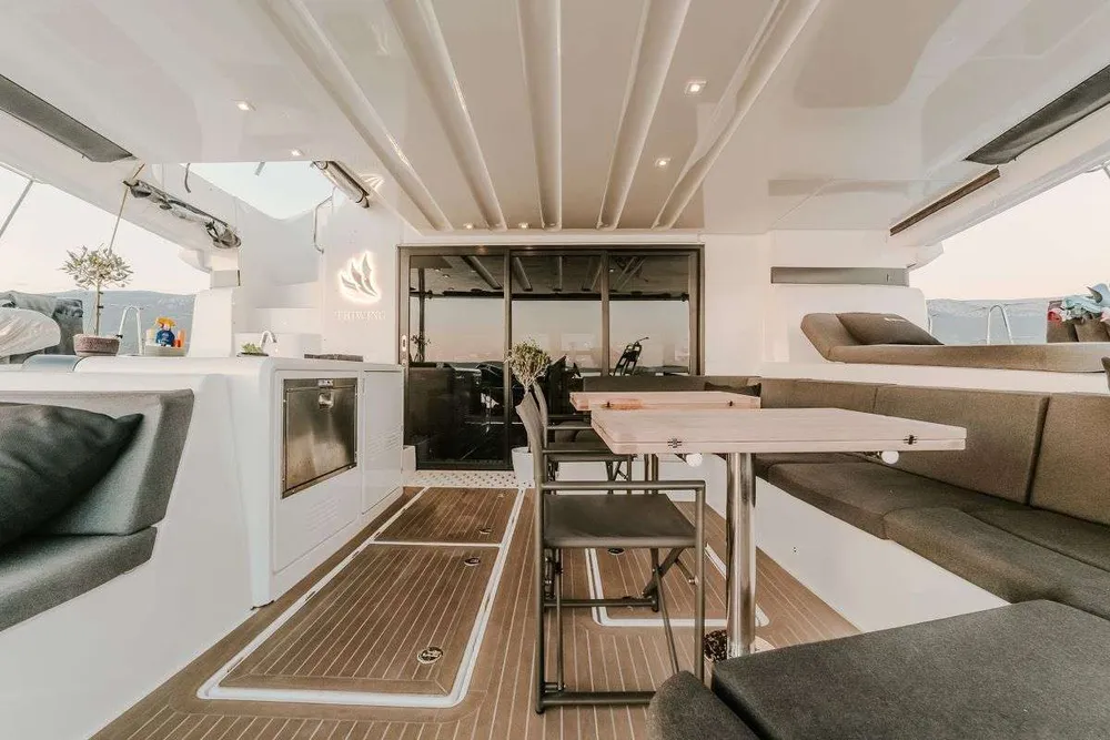 yacht-588730