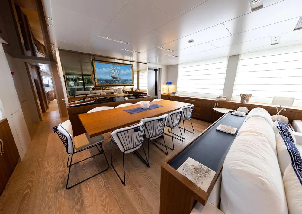 yacht-568110