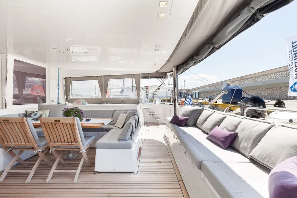 yacht-573592