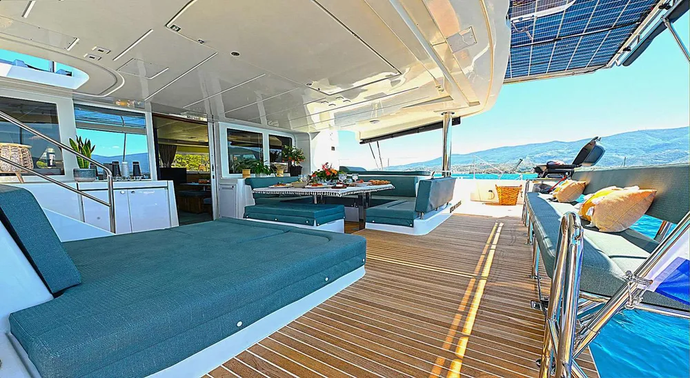 yacht-600243