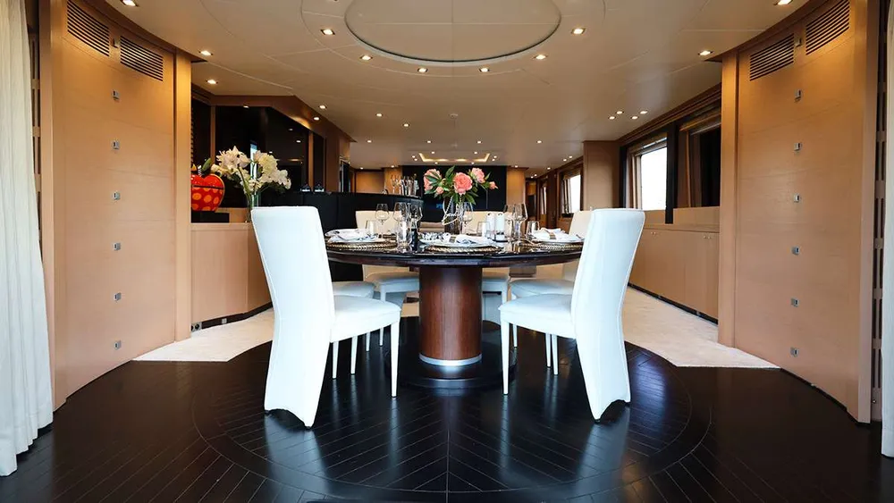 yacht-601611