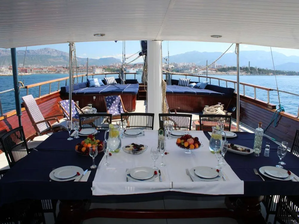 yacht-603008