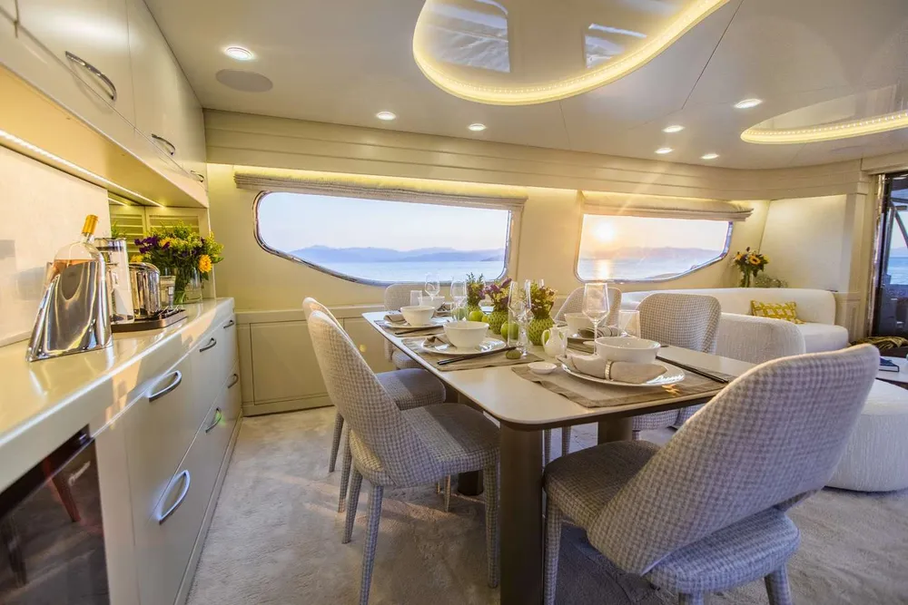 yacht-600162