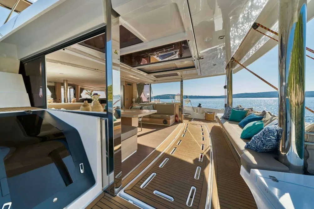 yacht-603358