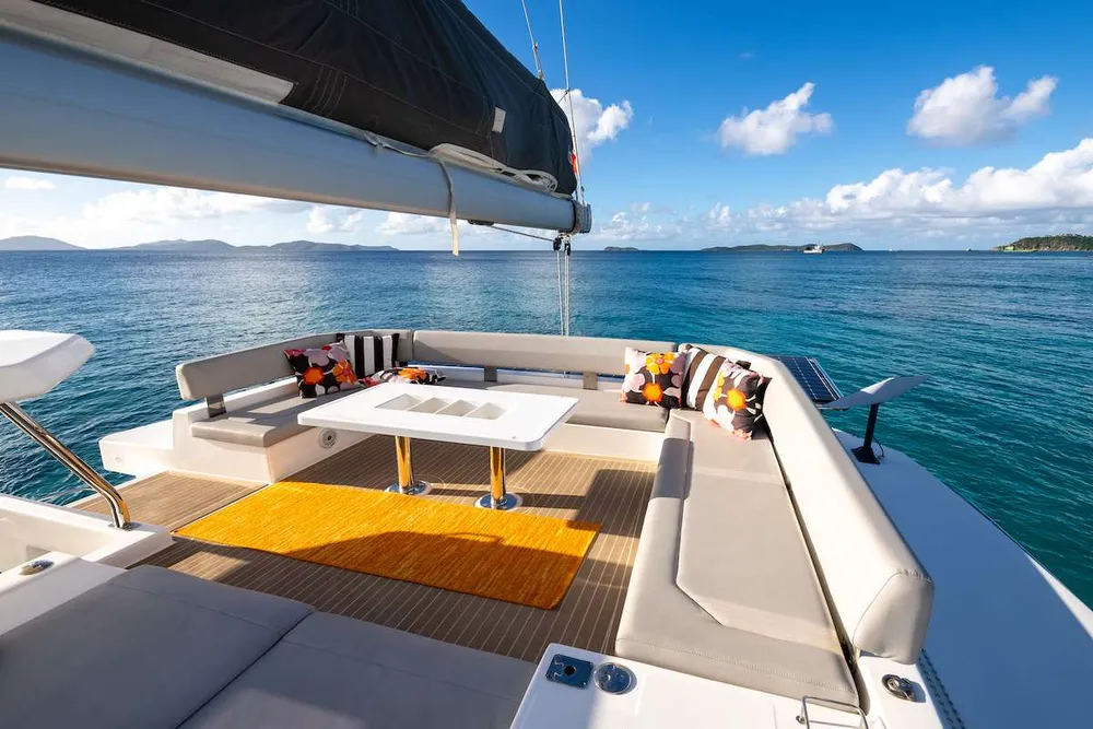 yacht-562558