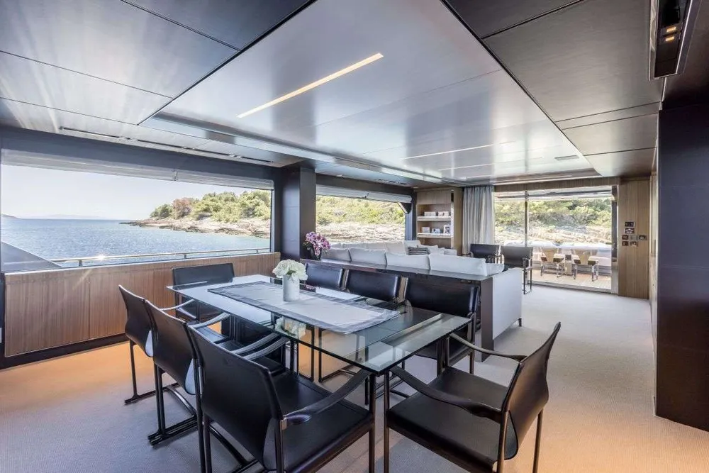 yacht-571618