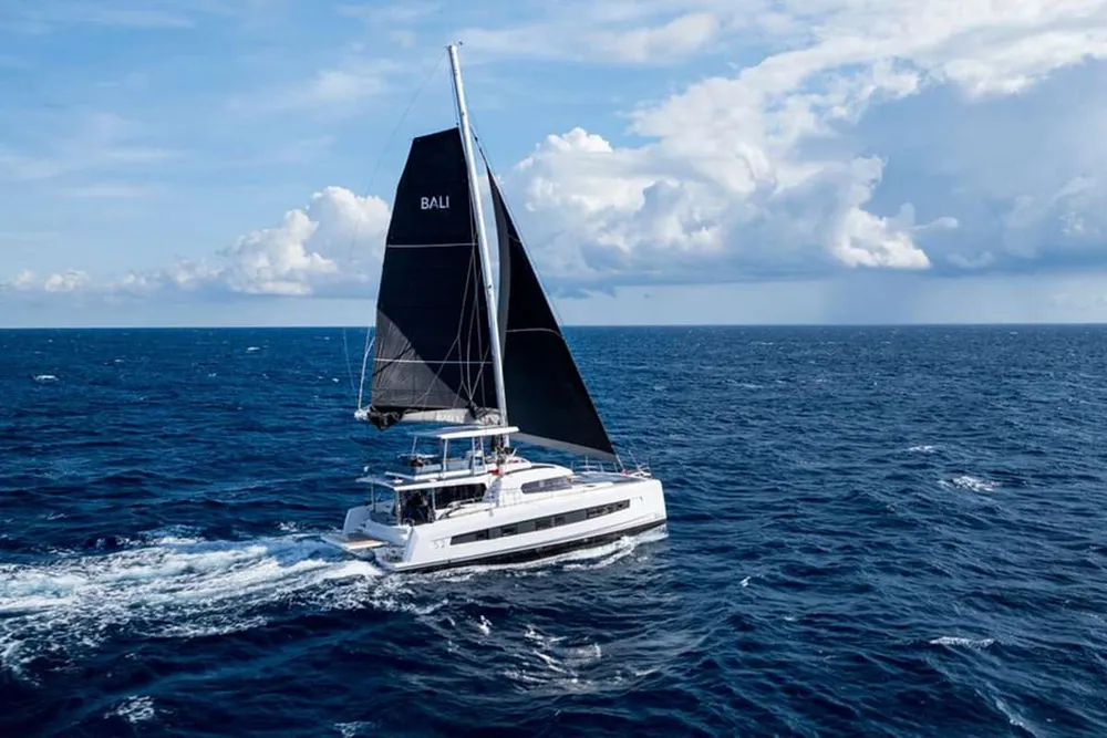 yacht-572593