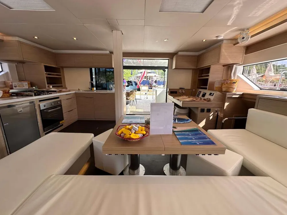 yacht-603698
