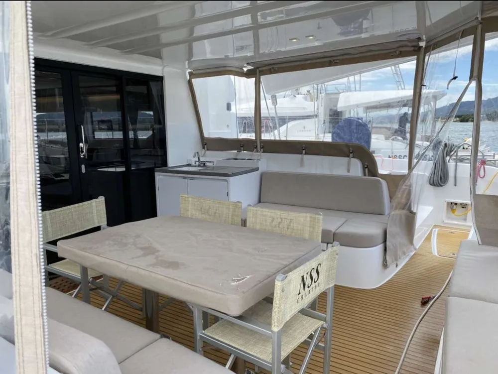 yacht-582909