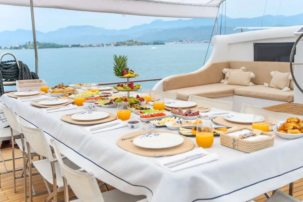 yacht-595252