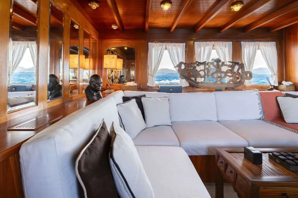 yacht-601926