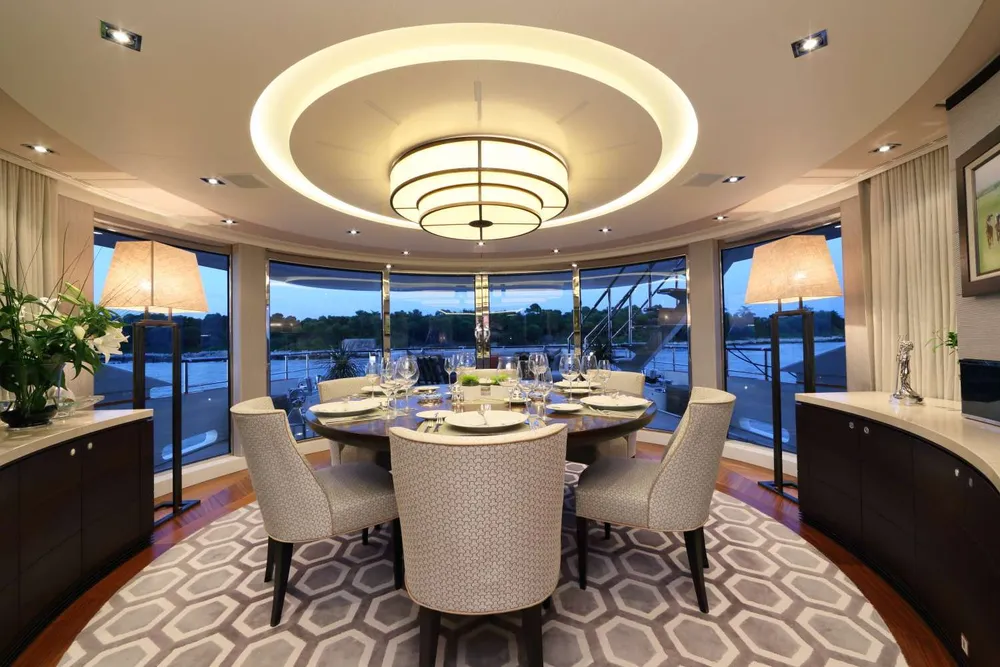 yacht-588150