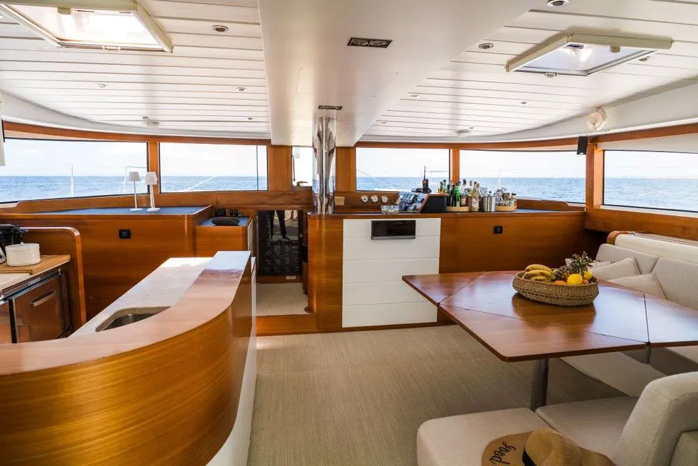 yacht-581127