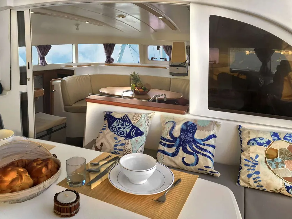 yacht-565203