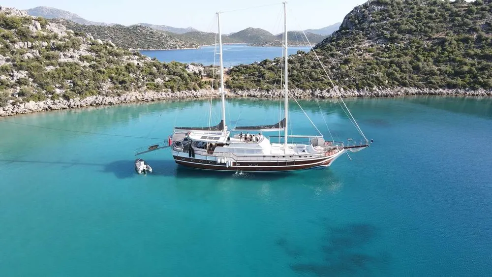 yacht-576410