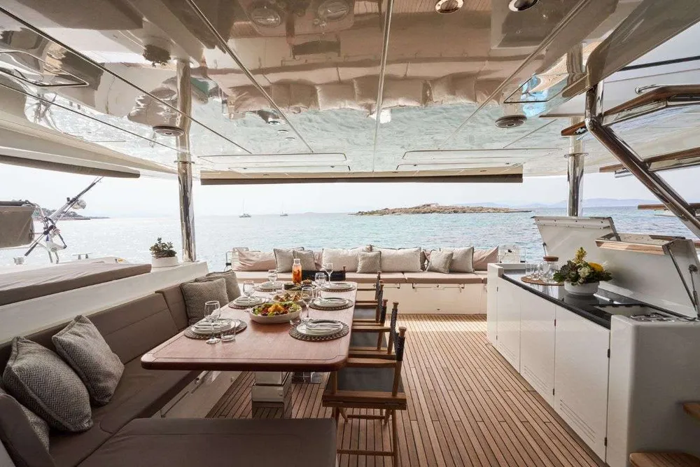 yacht-579893