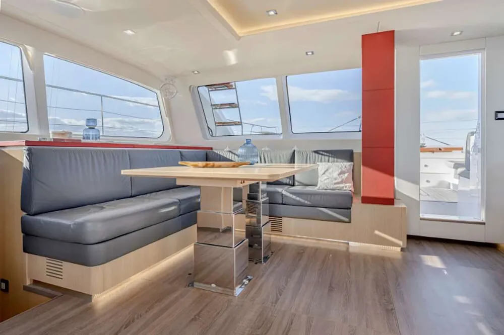 yacht-596169