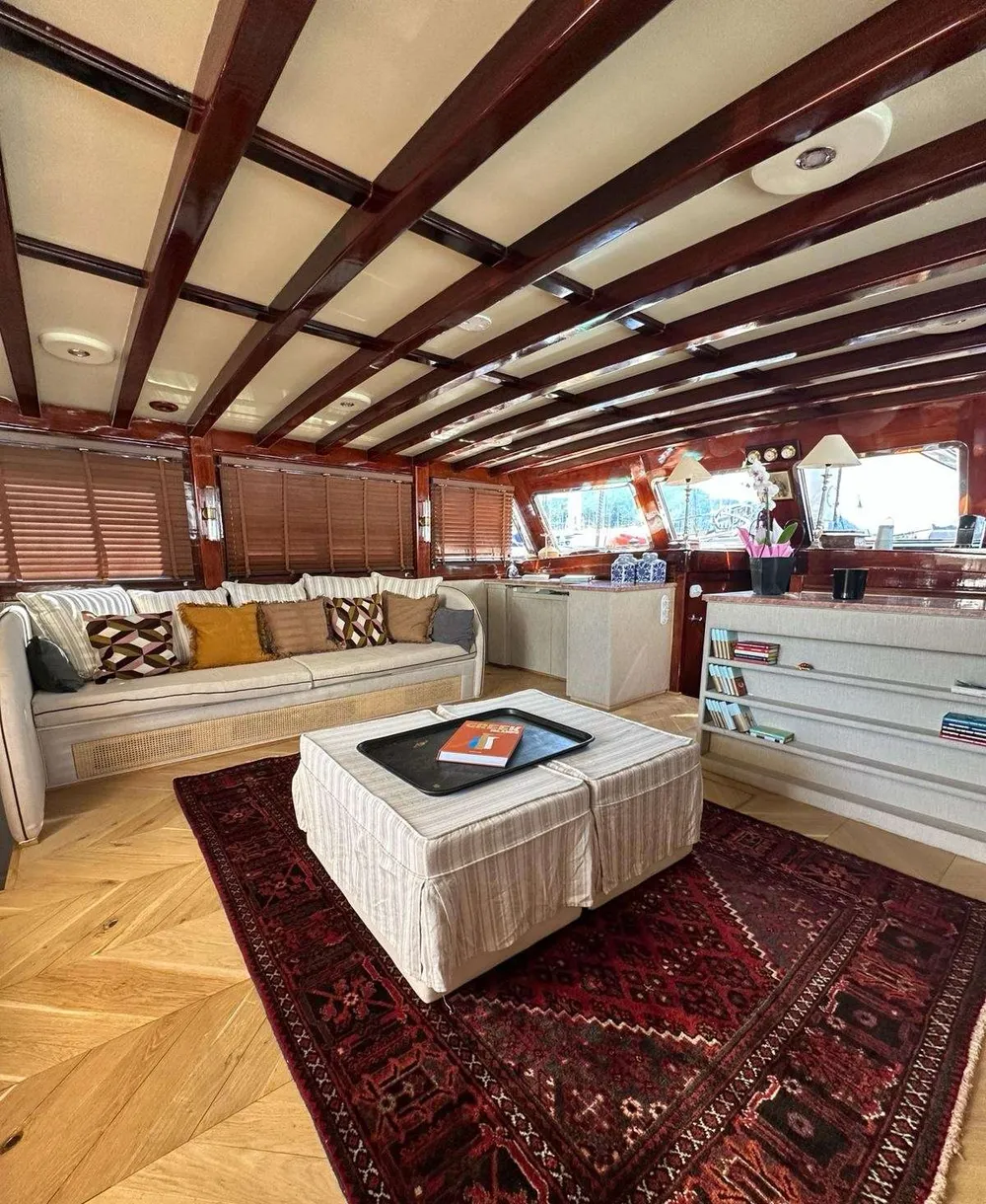 yacht-571300