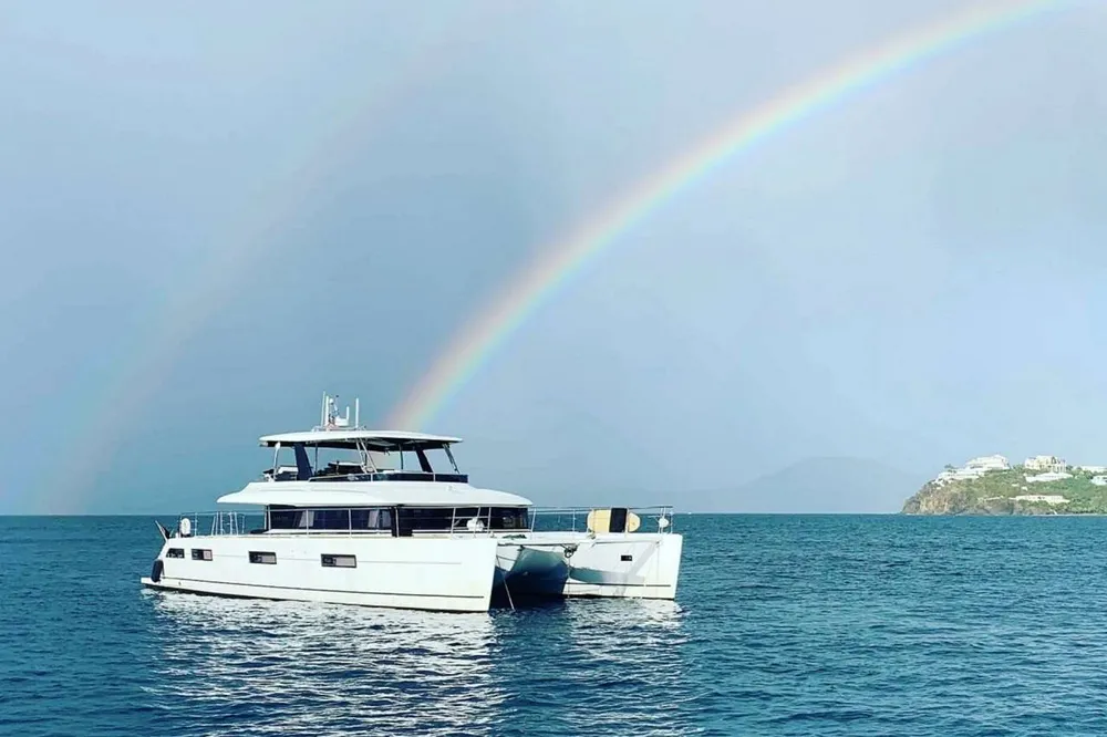 yacht-584603