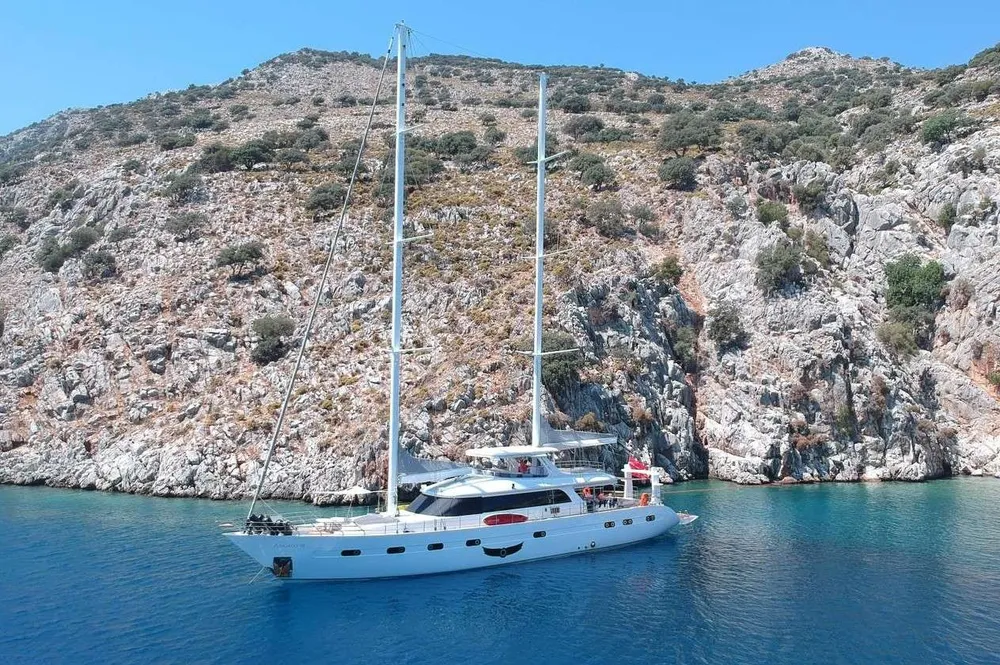 yacht-568207