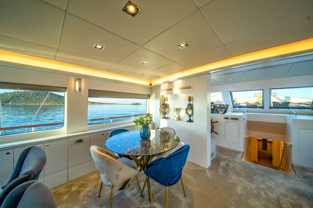 yacht-558273