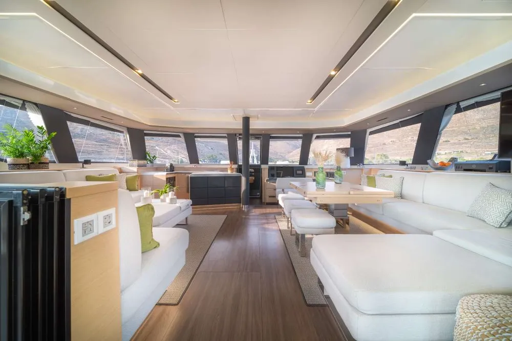 yacht-589802